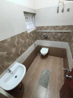 Hausly Home Stays - 9