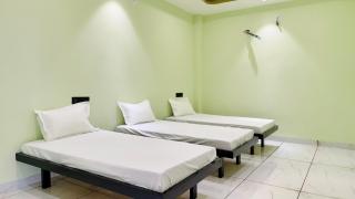 Hotel Shree Hari Palace - 1