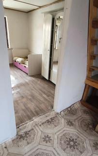 Дачный домик у озера - 1