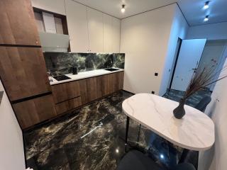 Стильні апартаменти в районі автовокзалу ЖК Great House Парковка - 6