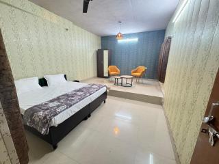 Devashish Homestay - 2