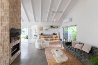 Beachside Suffolk Oasis and Pool and studio - 7