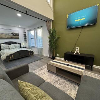 2BD - 2 Dallas l FIFA READY l 5 Min from Love Field - 6