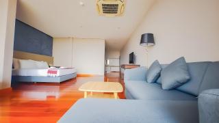 The Riva Vientiane Hotel - 4