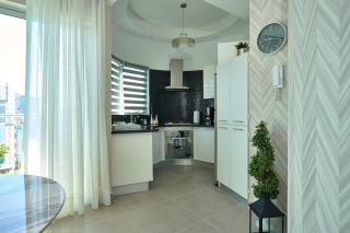 ®{ArtDeco~Exclusive} @DowntownSD GymPiantini - 3