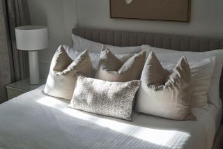 ®{City~Art~Place}@DowntownSDPoolGymClose toOcean - 1