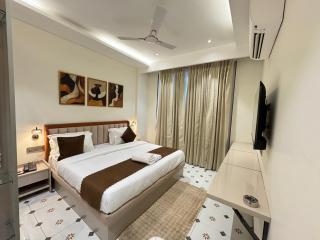 One and Two BHK Service Apartments Sector 45 - 6