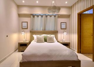 {The~Urban~Escape}@DowntownSD Piantini GymLounge - 2