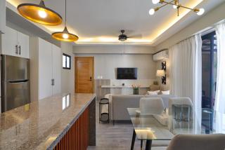 {The~City~Escape} @DowntownSD PrivéJaccuziWiFi - 1