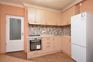 Domel Yerevan Moskovyan 28 - 7