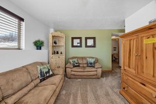 Country Bear Cabin at Bear Lake - 7