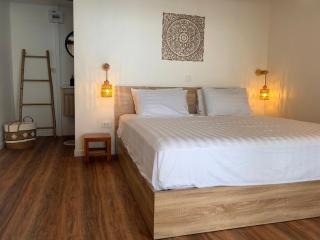 Bang Kao Beachfront Villa - 2