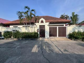 Pool Villa Jomtien Beach - 4