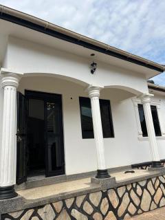 Lilly Apartments - 4