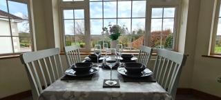 Hillside House - Rose Cottage - 4