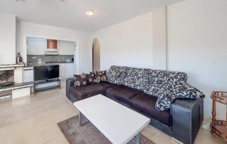 Gorgeous Apartment In Orihuela Costa - 5