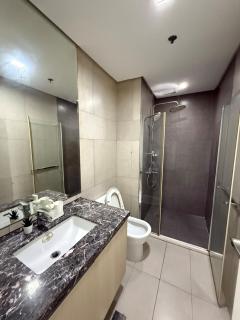 Cozy 2BR Condo near MOA,Ayala Malls,Parqal - 6