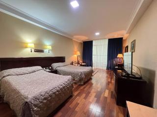 Taj Palace Hotel & Spa - 5