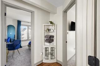 2 Bedroom Home - Posh Princeton Pad - 1