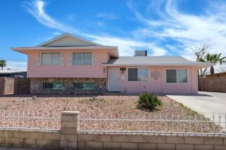 328 Short drive to Vegas strip - 9