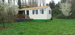 Mobil-home lumineux et climatisé avec piscine et jardin cadre paisible pour famille ou couple - 9