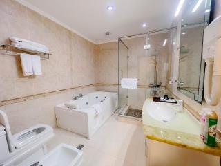 Taj Palace Hotel & Spa - 1