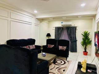 Executive Apartment in Bahria Heights D block - 4