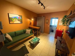 Entre o Marista e o Bueno! Próximo ao Parque Areião e ao estádio da Serrinha! Economia com conforto! - 9