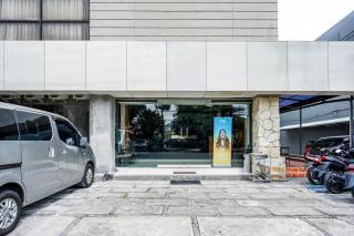 Sans Hotel Ekkon Yogyakarta by Reddoorz - 1