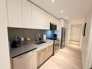 Spotless 1 BR in North End HFX with 6 appliances - 7