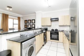 Opulent Heights Westpoint Sandton IV - 4