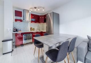 Appartement avec chambre HomeCinema - Parking&Terrase proche Paris - 2