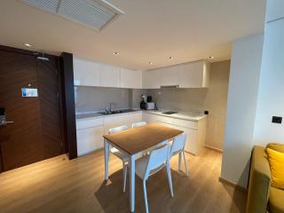 Duplex 2BR with Bathtub Nai Harn - 1