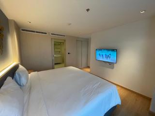 Duplex 2BR with Bathtub Nai Harn - 2