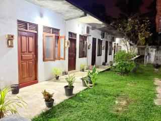 Villa 64 - Airport Transit - 9