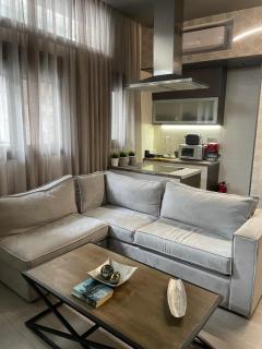 Luxury 2-Bath Family Apartment Metro 1 Minute - 2