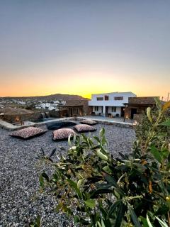 Mykonos Dot Art Homes - 7