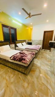 Hotel Yash Dham - 4