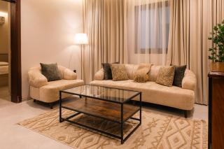 لجين ريزيدينس - 9