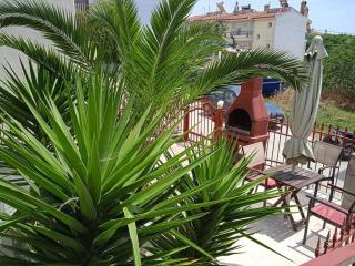 Blue Moon Apartments - 5