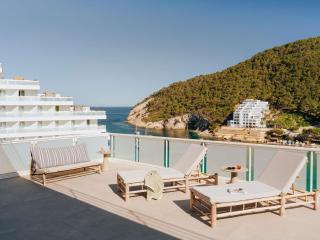 Hyde Hotel Ibiza Beach Resort by Accor - 4