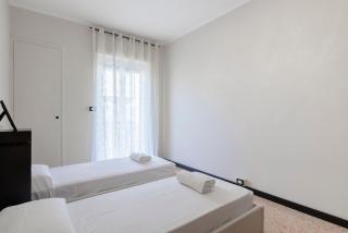 Hostdomus - Black Pearl - 4