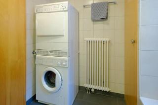 Spacious 1BR Apartment - Ski-in, Ski-out - by Wengen Rentals - 3