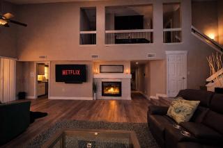 Vegas Heated Pool - Spa Oasis, 15 Min to Strip - 4