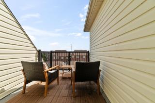 Modern 4BR Executive House - 5