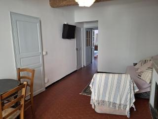 Logement indépendant, coeur de village provençal - 1