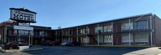 Virginian Motel - 1