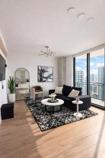 Prime Miami location - Modern Skyline Stay - 0