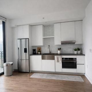 Prime Miami location - Modern Skyline Stay - 2
