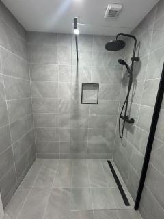 Corrib Waters Retreat, Moycullen - 8